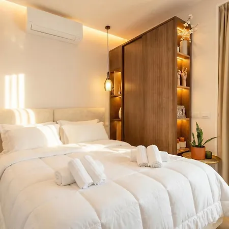 Skyline Mirjana - Cozy With Terrace * باري