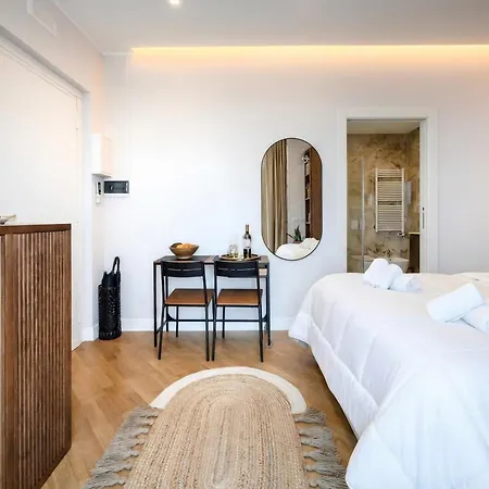 Skyline Mirjana - Cozy With Terrace Apartament *