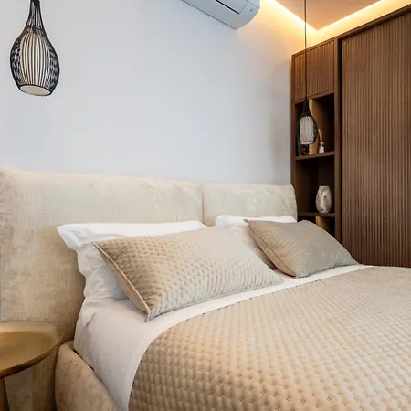 Skyline Mirjana - Cozy With Terrace Bari