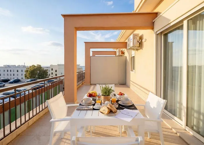 Skyline Mirjana - Cozy With Terrace Apartman Bari